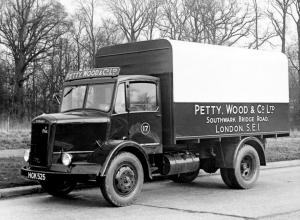 1939 Dennis PAX 5/6 Tonner